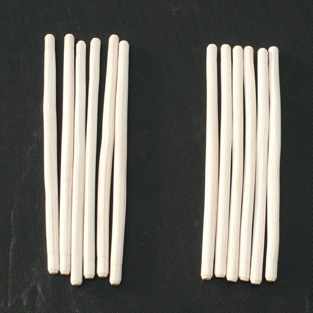 Side rungs for three chairs